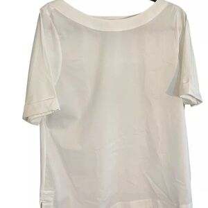 Chicos Sz 1 White Short Sleeve Blouse With Side Slits Yoked Back Stitching